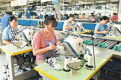 引导金融资源更多流向民营经济