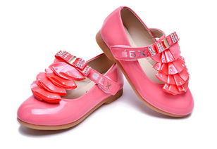 江义鞋业连锁代理加盟费解析