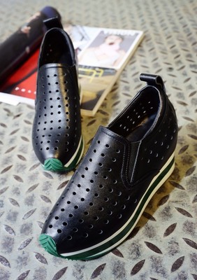 耀红鞋业 匠心独运，步履不停